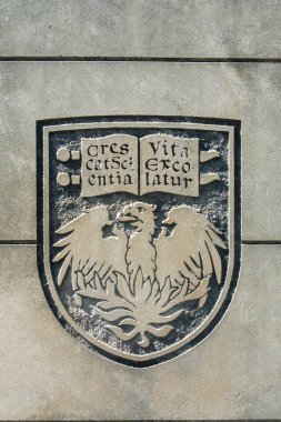 Chicago, IL, USA, SEPTEMBER 21, 2024: Chicago Üniversitesi kampüsündeki Gerald Ratner Atletizm Merkezi.