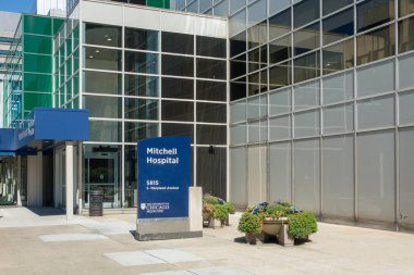 Chicago, IL, USA, SEPTEMBER 21, 2024: Chicago Üniversitesi kampüsündeki Gerald Ratner Atletizm Merkezi.