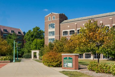 Doğu LANSING, MI, ABD, 19 Eylül 2024: Morrill Plaza Michigan Eyalet Üniversitesi Kampüsü.