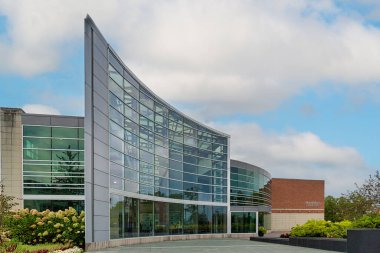 Doğu LANSING, MI, ABD, SEPTEMBER 20, 2024 Duffy Daughtery ve Skandalaris Futbol Merkezi Michigan Eyalet Üniversitesi kampüsünde.