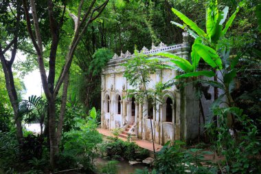 Tayland 'daki Wat Pha Lat Budist Tapınağı.