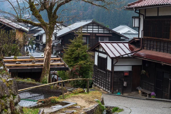Post Zachowane Stare Drewniane Budynki Miejscowości Tsumago Juku Nakasendo Deszczem — Zdjęcie stockowe