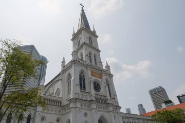 Singapur 'daki CHIJMES tarihi yapı kompleksinin güzel mimarisi. Burası eski kilise ve Katedral düğün resepsiyonu ve restoranlarına 1996 'da restore edildi..