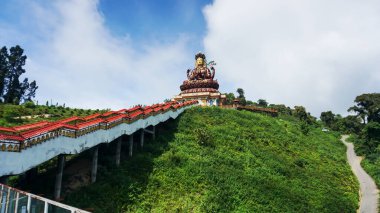                                Chenrezig Heykeli, Pelling, Sikkim Hindistan