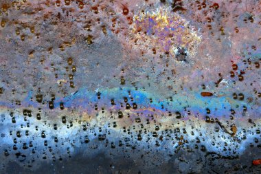 Beton arkaplanda metal dokusu