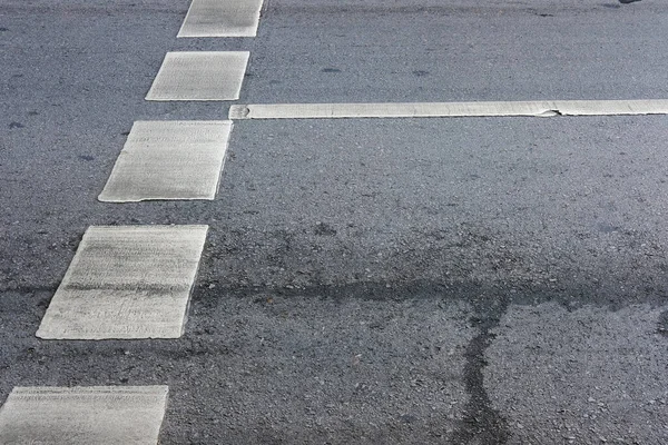 White Lines Crossing Road — Stock Photo, Image