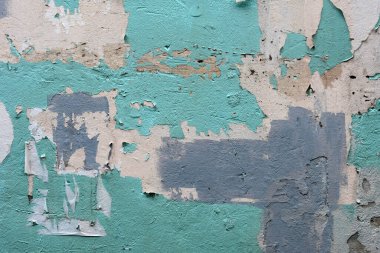 Soyulmuş boyalı eski bir duvar.