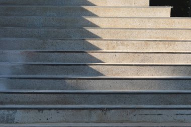 Betondan yapılmış merdivenler ve basamaklar