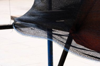 Ağ ve halatlarla balıkçı ağı.