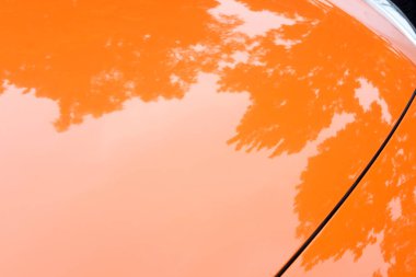 Bir arabanın farını kapat.