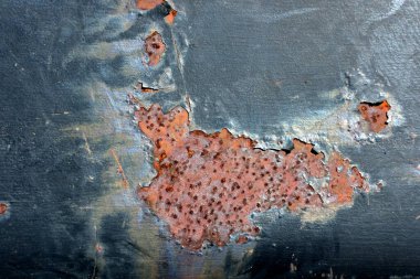 Eski demir plakalı paslı metal zemin