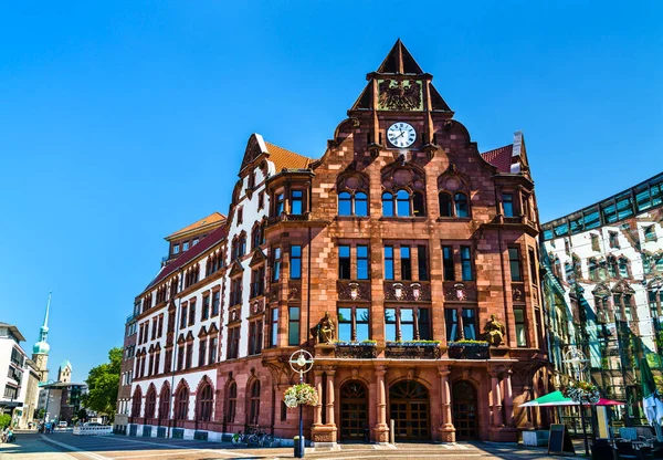 ドイツ ノルトライン ヴェストファーレン州ドルトムントの歴史的市庁舎 — ストック写真