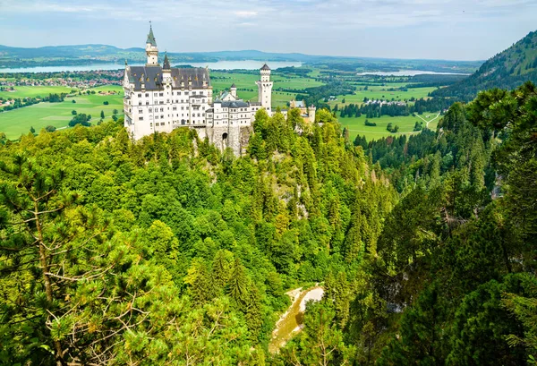 德国巴伐利亚西南部的纽什万斯坦城堡景观 — 图库照片