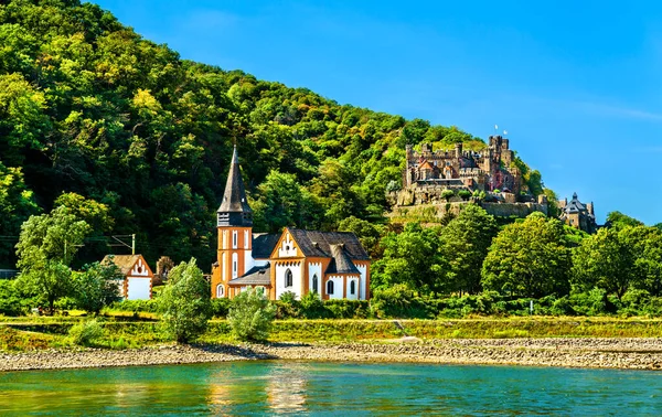 莱辛斯坦城堡和中莱茵河上游的圣克莱门斯巴西利卡教科文组织在德国的世界遗产 — 图库照片