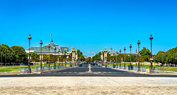 法国巴黎残疾人广场上的Marechal Gallieni大道 — 图库照片
