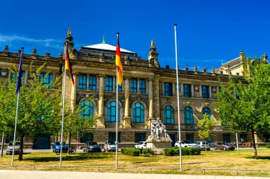 Almanya 'nın Hanover kentindeki Aşağı Saksonya Devlet Müzesi veya Landesmuseum