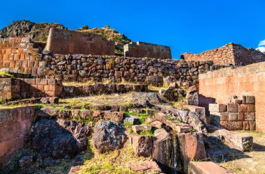 Peru 'daki Kutsal İnkalar Vadisi' nde Pisac arkeolojik kompleksi