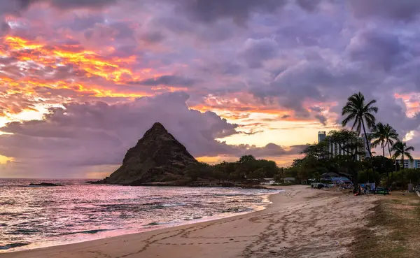 Oahu 'daki Mauna Lahilahi Sahil Parkı - Hawaii, ABD