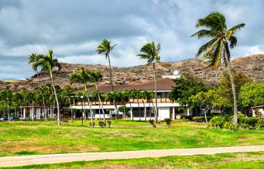 Hawaii 'deki tropik golf sahası Kai Oahu Adası, ABD