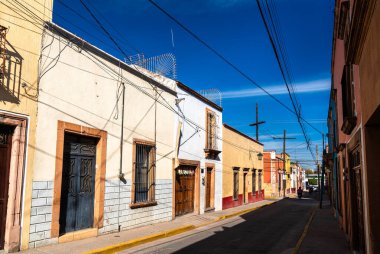 Eski Lagos de Moreno kasabasında geleneksel evler. Jalisco, Meksika 'daki UNESCO dünya mirası