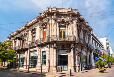Meksika, Jalisco 'daki eski Guadalajara kasabasının geleneksel mimarisi.