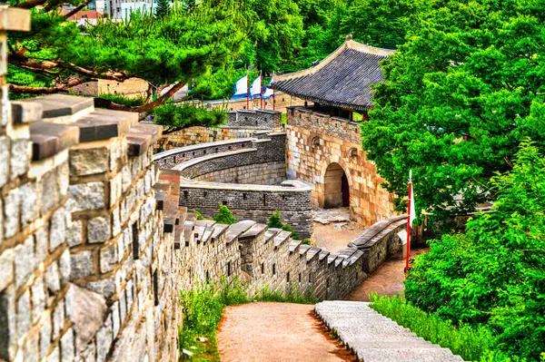 stock image Hwaseomun Gate of Hwaseong Fortress in Suwon, UNESCO world heritage in South Korea