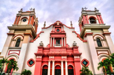 Aziz Peter Katedrali, Havari San Pedro Sula, Honduras 'ın merkezinde.