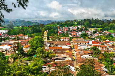 Kolombiya 'nın Quindio kentindeki tarihi Salento kasabasının şehir manzarası