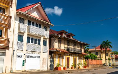 Güney Amerika 'daki Fransız Guyanasının başkenti Cayenne' in geleneksel mimarisi