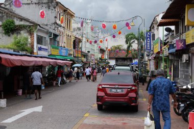 George Town, Penang, Malezya - 19 Kasım 2024 Georgetown 'daki Küçük Hindistan Mahallesi' ndeki Dükkan ve binalar