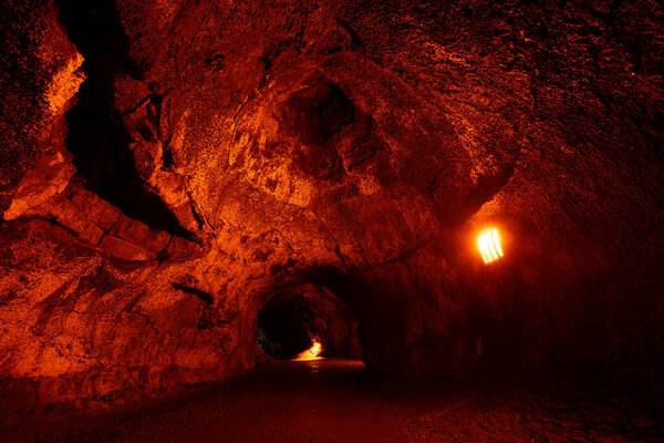 Large chamber in Thurston lava tube