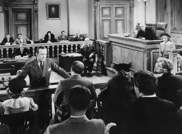 Δίκη Διαδικασία Ασπρόμαυρη Φωτογραφία Στο Ύφος Της Δεκαετίας Του 1930 Φωτογραφία Αρχείου