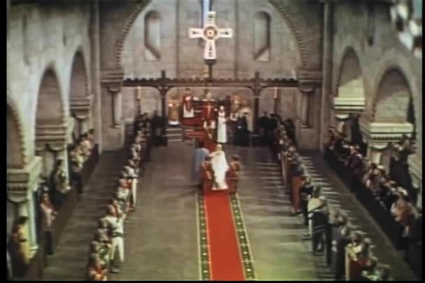 Yüksek Açı Görünümü Ortaçağ Nikah Töreni — Stok video