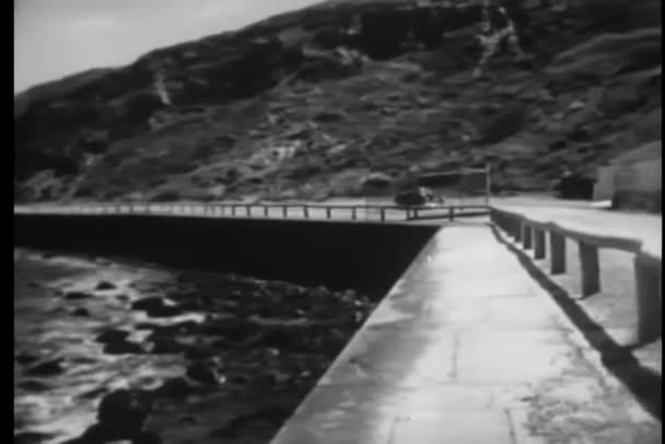 Auto Vjíždí Fort Pointu San Francisco Kalifornie — Stock video