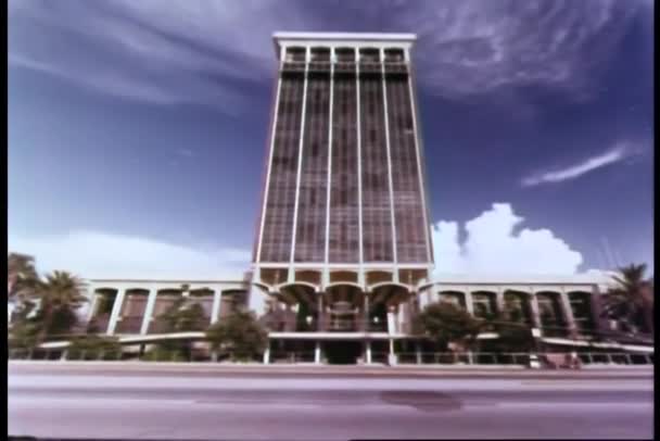 Wide Shot Hotel Miami Florida — Stok Video