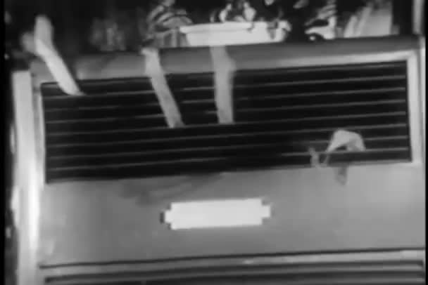 空气从空调吹丝带的特写镜头 — 图库视频影像