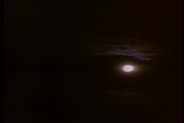 Gros Plan Pleine Lune Dans Ciel Nocturne — Video