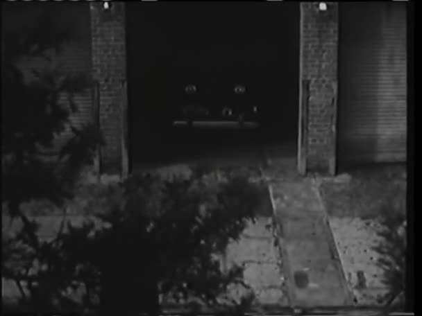 1940 차고로 시체를 남자의 — 비디오