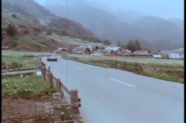 iki üstü açık kırsal yarışı