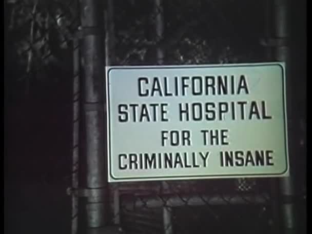 Einspielfilm Für Das Kalifornische Staatskrankenhaus Für Kriminell Geisteskranke 1970Er Jahre — Stockvideo