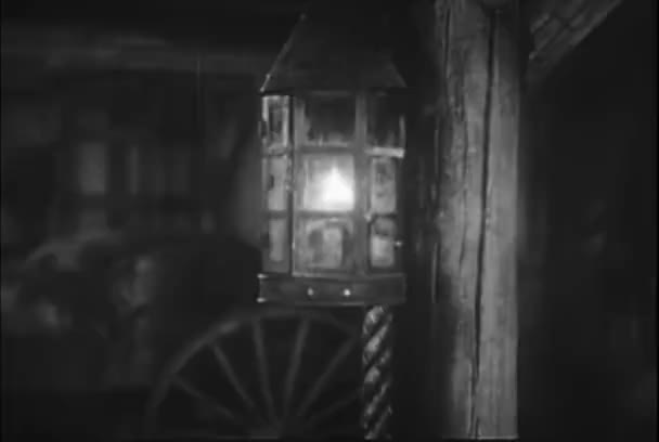 Tiro Bater Lanterna Incendiar Celeiro Década 1940 — Vídeo de Stock