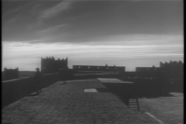 历史重演摩洛哥士兵埋伏在城堡的外籍军团 — 图库视频影像