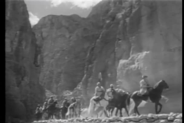 Soldiers Horseback Riding Mountains — Stock Video