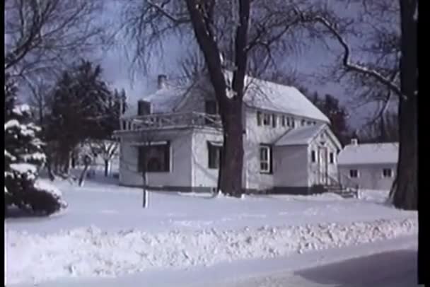 Panning Χιόνι Κάλυψε Την Πόλη — Αρχείο Βίντεο