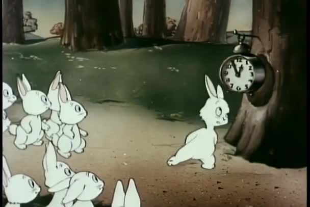 Conigli Nella Foresta Attesa Orologio Colpire Uno — Video Stock