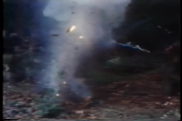 Soldats Explosés Par Une Mine Terrestre — Video