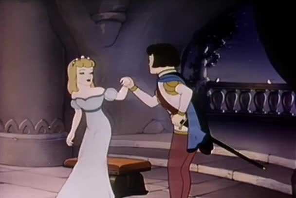 王子和公主的卡通在宫殿拥抱 二十世纪三十年代 — 图库视频影像