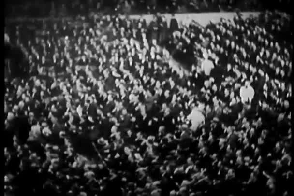 Высокий Угол Обзора Зрителей Мэдисон Сквер Гарден 1930 Годы — стоковое видео