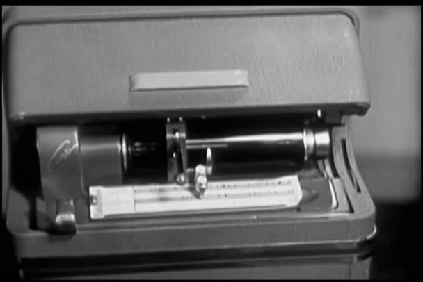 Közelkép 1940 Években Audio Regisztráló Készülék Berendezés — Stock videók