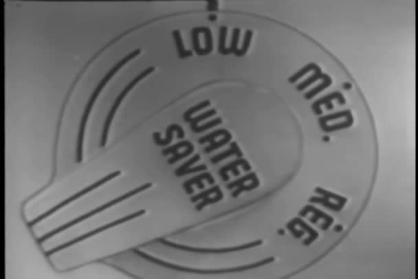 Waktu Selang Mesin Cuci Air Hemat 1940 — Stok Video